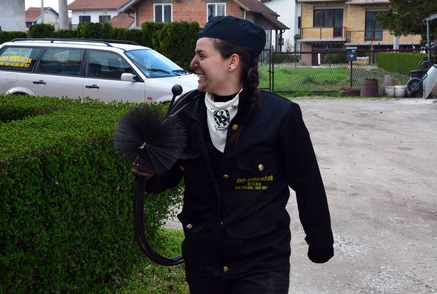 Djevojka s čarobnom četkom: U dimnjaku pronašla  tri kg zlata