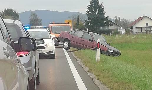 Troje ozlijeđeno u frontalnom sudaru nedaleko od Draganića