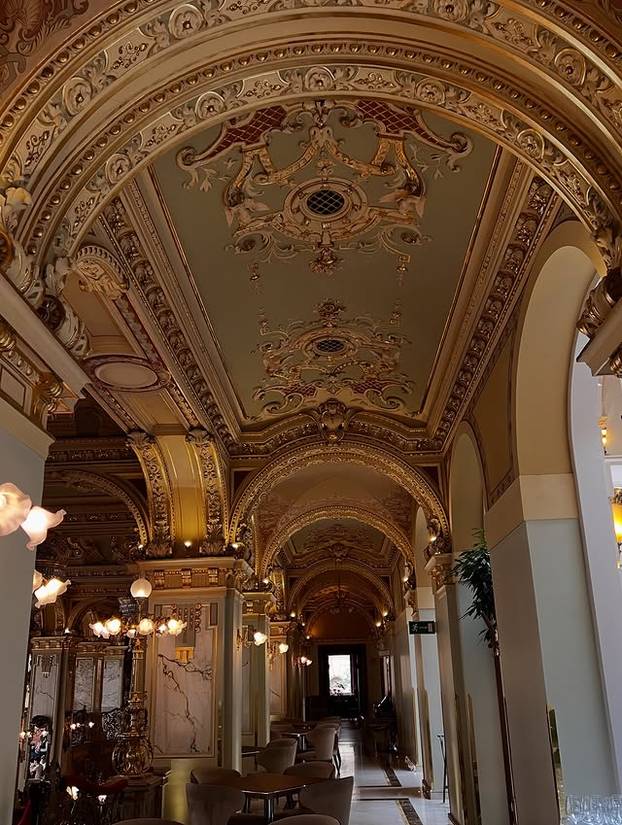 FOTO Ovo je najljepša kavana na svijetu, a udaljena je samo tri sata od Zagreba