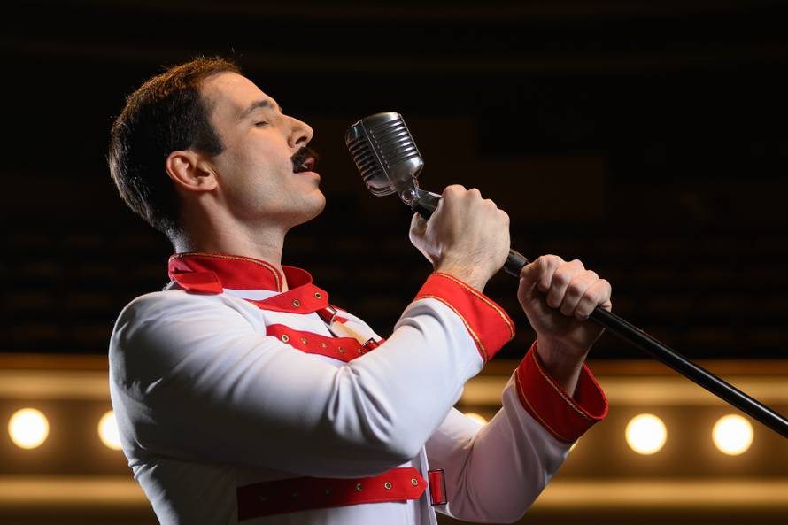 Zagreb: Glumac Fabijan Pavao Medvešek kao Freddie Mercury