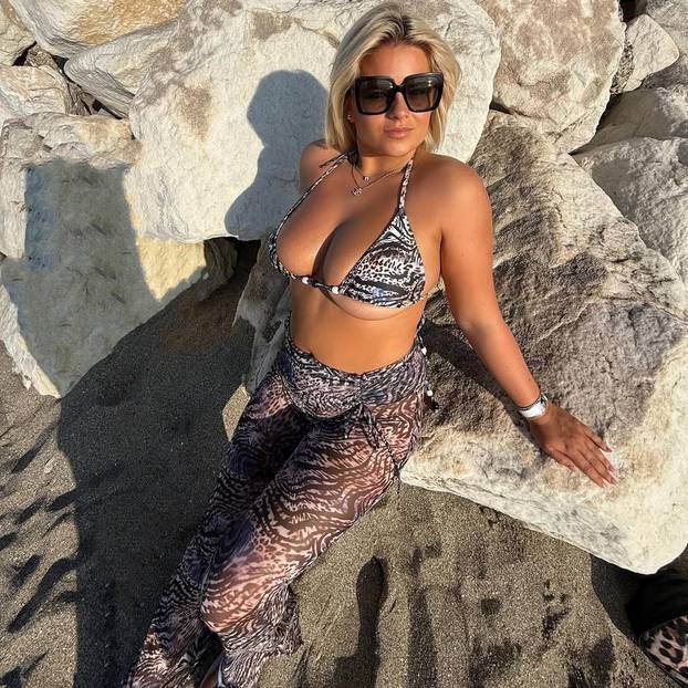 FOTO Možete li vjerovati da su se Apolloniji u školi rugali zbog izgleda? Eh, da ju danas vide...