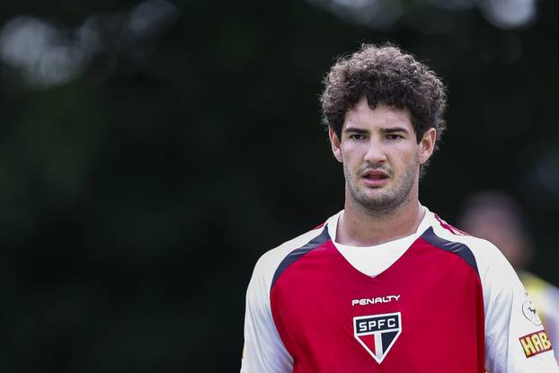 Sao Paulo: Nogometaš Alexandre Pato na treningu