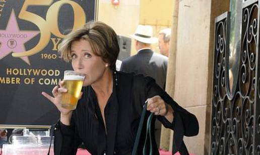 Emma Thompson prošetala praščića na 'Stazi slavnih'