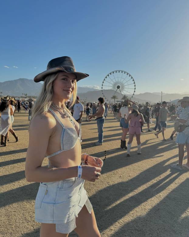 FOTO Bila je teniska zvijezda, a onda nestala. Sad voli kamere