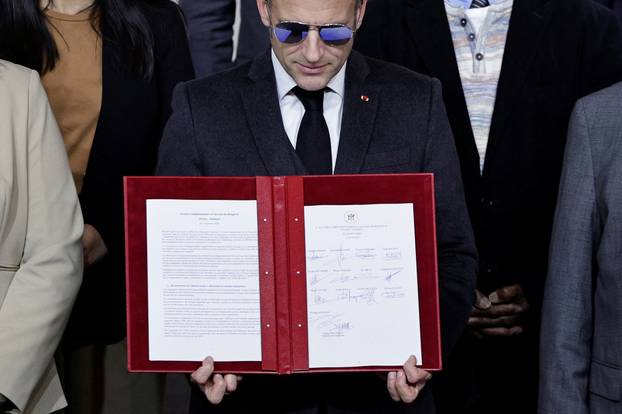 Meeting on New-Caledonia at the Elysee Palace in Paris