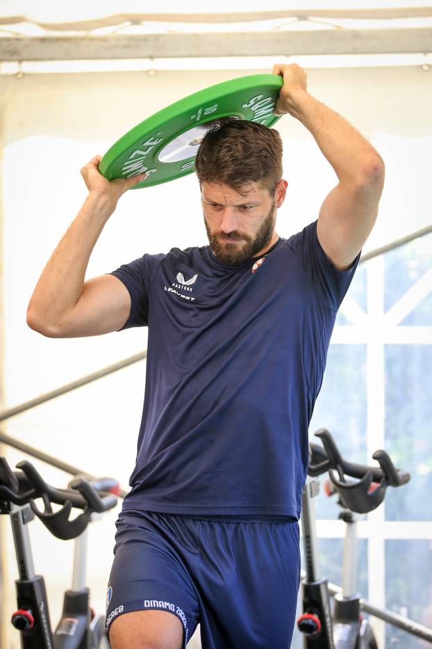 Bad Radkersburg: Nakon jučerašnjeg oglednog susreta s CSKA 1948 nogometaši Dinama odradili trening