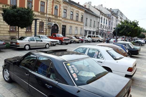 Sisak: Održani tradicionalni 34. Oldtimer susreti 