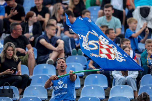 Navijači na utakmici 36. kola SuperSport HNL-a između Dinama i Rudeša