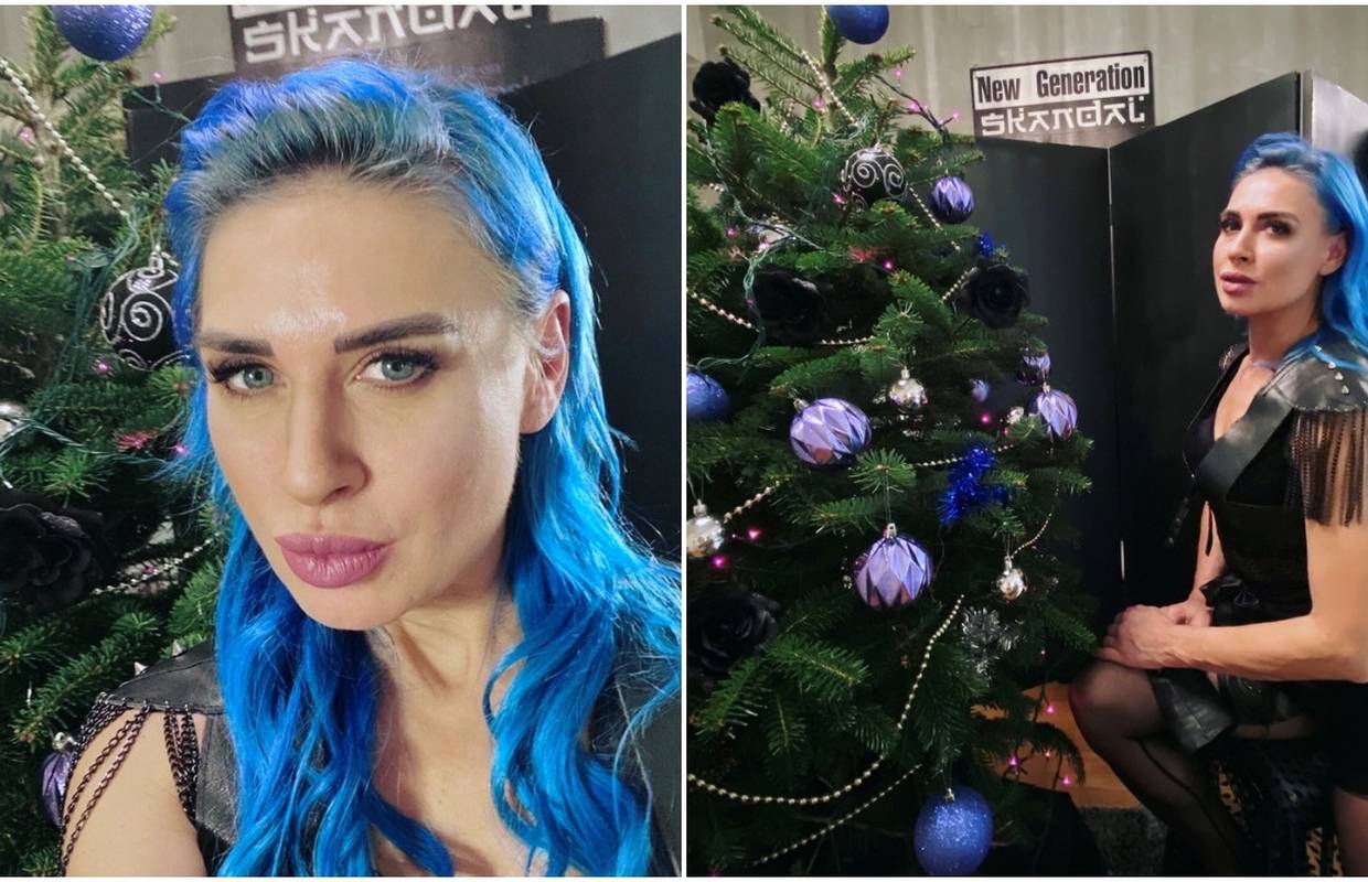 I vampirice slave Božić: Olja ga nakon duže obilježava uz kćer
