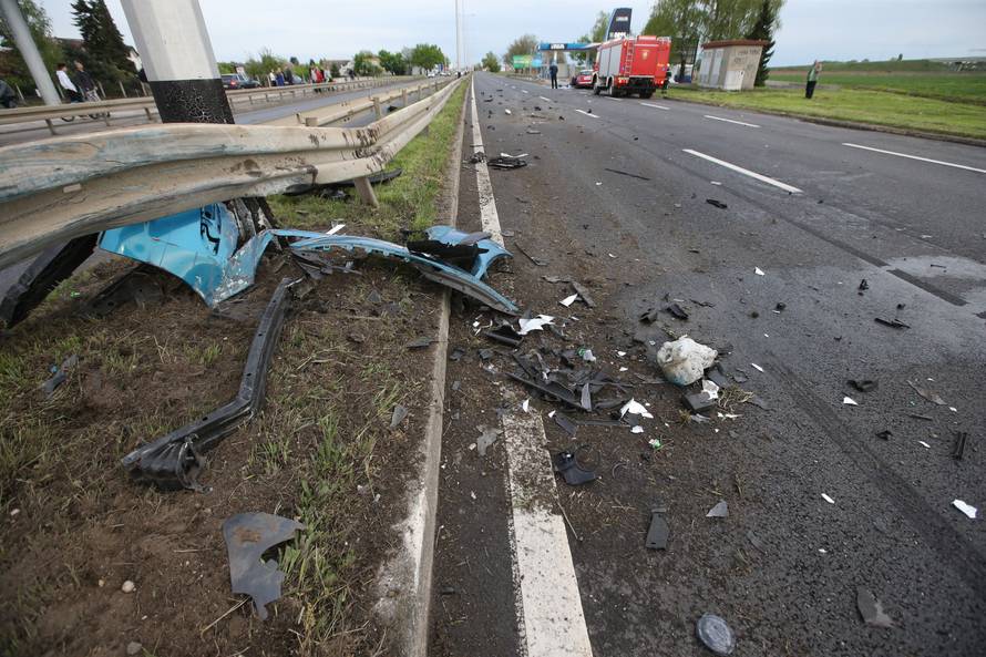 Kod Velike Mlake sudar dvaju automobila, dvoje ozlijeđenih