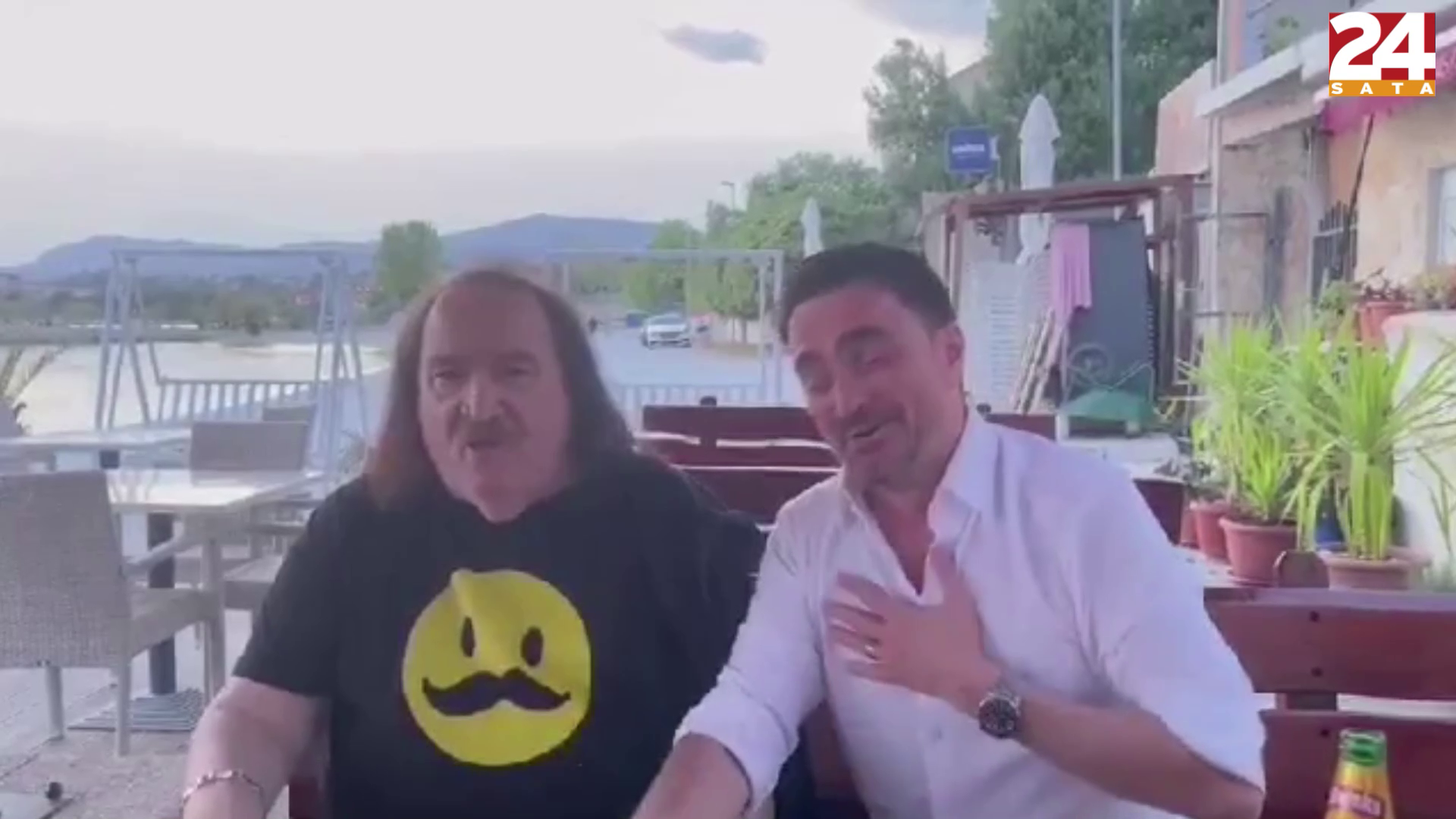 VIDEO Mišo Kovač se priprema za koncert u Splitu, pogledajte kako je zapjevao s Jolom