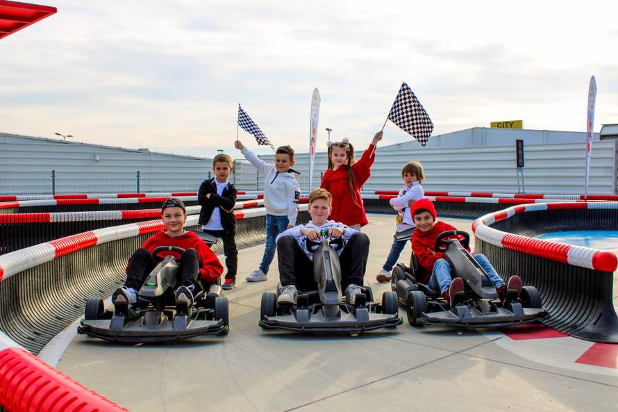 Djeca u čaroliji zime, roditelji bez brige: Advent, doček Nove i zimski kamp u MiniPolisu!