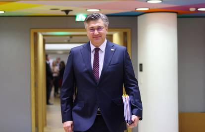 Plenković u Bruxellesu: 'Uložit ćemo maksimalne napore za kompromis o pomoći Ukrajini'