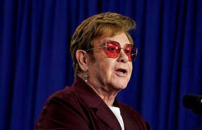 Elton John sve je lošije: 'Ne mogu čitati ni gledati svoje sinove kako igraju nogomet'