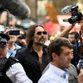 Suočio se s teškim optužbama: Russell Brand bio na sudu tek 12 minuta, odobrili mu jamčevinu