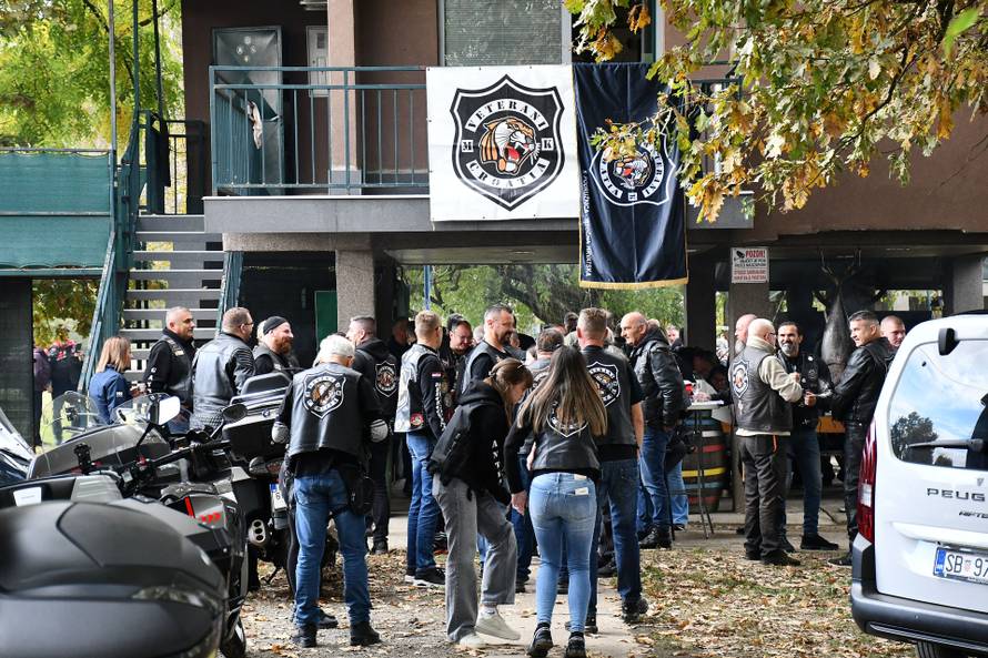 Drama u Slavonskom Brodu: 'Umjesto pečenke, na ražanj smo stavili janjca. I tunu...'