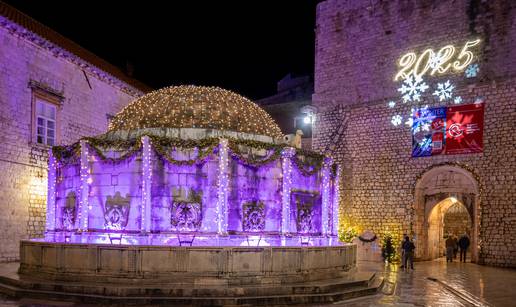 FOTO Prekrasni Dubrovnik još je ljepši u vrijeme uoči Božića