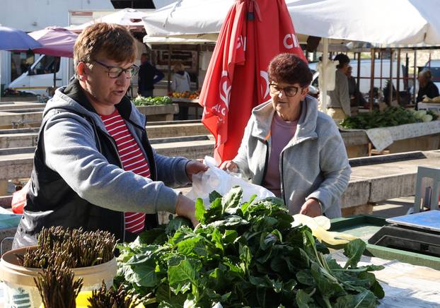 Šibenik: Ponuda na šibenskoj tržnici