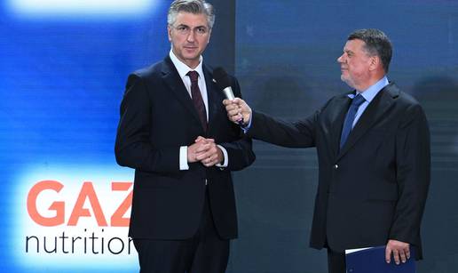 Plenkovi&cacute; otkrio &scaron;to se pri&ccaron;a o Modri&cacute;u u Italiji: Ma on je tamo apsolutni broj jedan, pravi lider