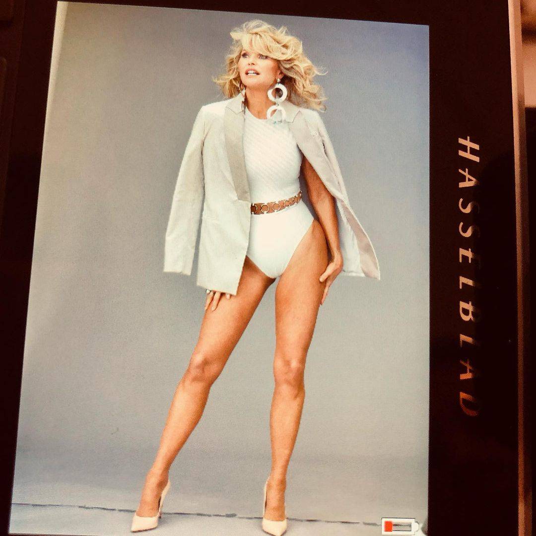 Bivši model Christie Brinkley pohvalila se linijom u 71. godini