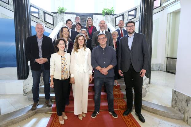 Zagreb: SDP predao kandidacijsku listu za Europski parlament 