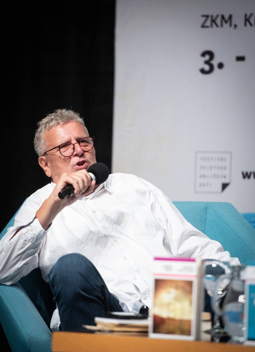 Zagreb: Svetislav Basara gostovao na tribini Festivala svjetske književnosti "Razotkrivanje" 