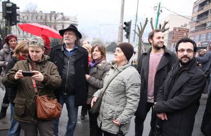 Šerbedžija došao na prosvjed i oduševio okupljene Sarajlije