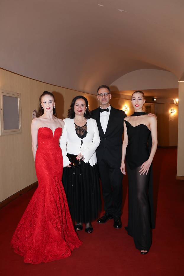 FOTO Mnogi slavni pohrlili su na baletni spektakl 'Trnoružica'