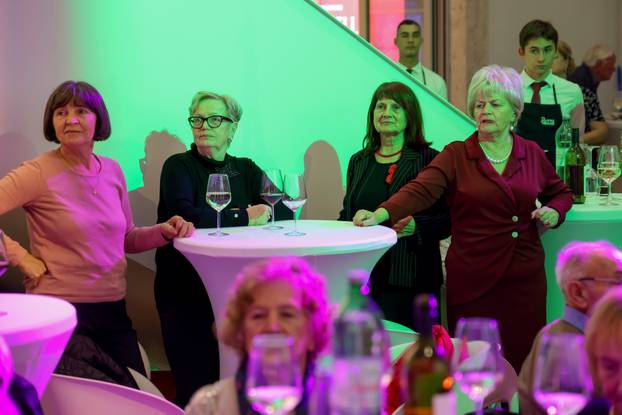 U Zadru održan Bal umirovljenika, zaplesao i ministar Šime Erlić