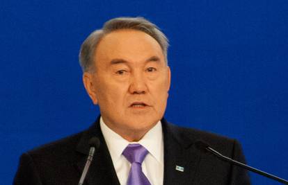 Nezamjenjiv: Kazahstanci  peti put izabrali istog predsjednika