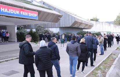 Euforija u Splitu: Redovi ispred Poljuda, svi žele na derbi! Već je planulo skoro pola stadiona