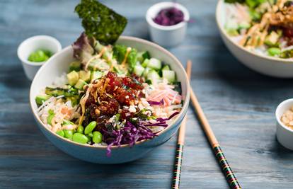 Ukusna i zdrava ‘poke bowl’