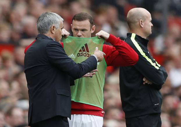 Manchester United v Leicester City - Premier League