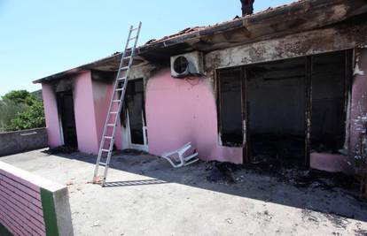 Požar na Ugljanu: Pijani sin (43) zapalio je kuću svog oca?