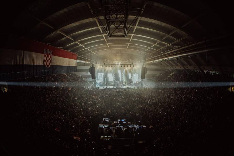 Thompson na koncertu u Rijeci: Nismo mi fašisti. To osuđujemo