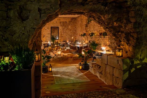 FOTO Šime Vrsaljko s rođakom otvorio jedan od najljepših restorana u Hrvatskoj