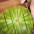 Top pet genijalnih načina kako izrezati lubenicu brzo i efikasno