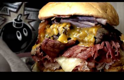 'Pero ždero' je utrpao u sebe divovski burger za 48 sekundi