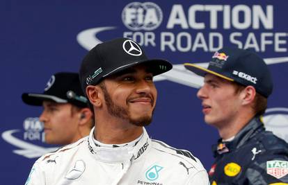 VN Malezije: Lewis Hamilton ispred Nice Rosberga na startu
