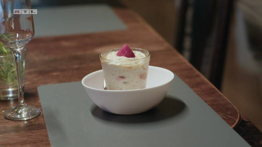 Djevojke su se osjećale zapostavljeno pa napustile stol: 'Ja mislim da smo mi višak'