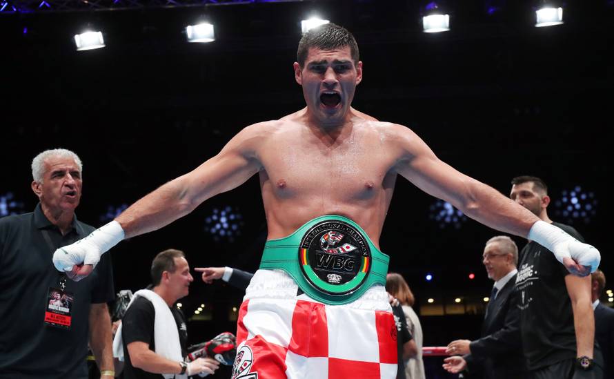 'Borit ću se na revanšu Joshue i Ruiza. Eddie, daj mi najjačeg!'