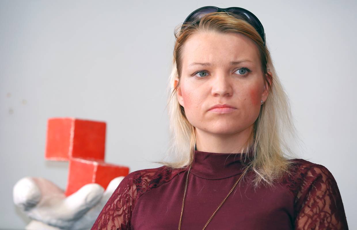 'U Hrvatskoj vlada nepovjerenje i otpor cijepljenju, Vlast nema kontrolu nad antivakserima'
