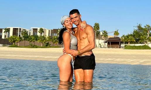 Ronaldo nije napustio Saudijsku Arabiju! Al Nassr objavio fotke s treninga. Na njima je i Brozovi&cacute;