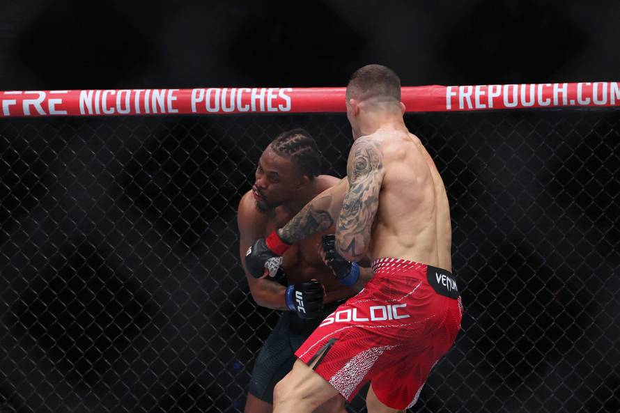 MMA: UFC 332