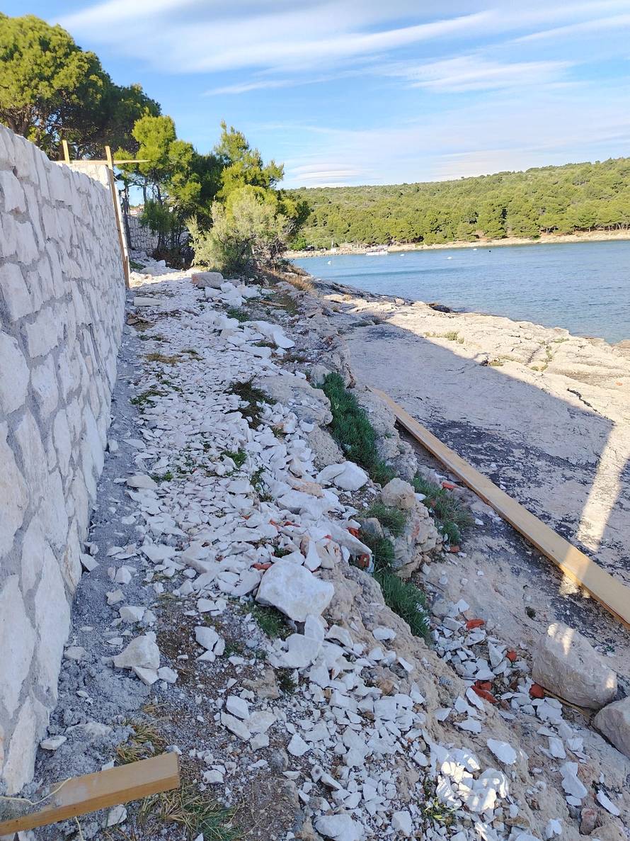 VELIKA GALERIJA Uz Pripuza sad i drugi dižu zidove na Murteru: 'Uništavanje se dalje nastavlja'