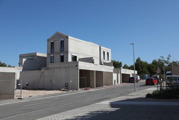 Ekskluzivan pogled! Ovog ljeta 'vatreni' ulaze u svoje nove vile, zavirite u luksuz s mora...