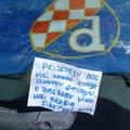 U autu šibenskih tablica izložio Dinamovu zastavu, dobio lijepu poruku: 'Ne boj se, prijatelju...'