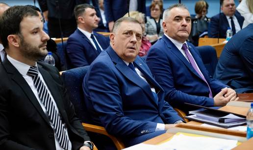 Dodik: Moćni ljudi iz Rusije, Srbije i Mađarske nudili su mi da pobjegnem iz BiH