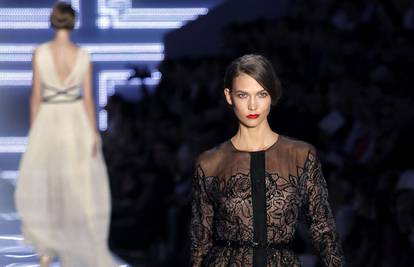 Christian Dior: Šifon, čipka i svila baza su proljetnog looka
