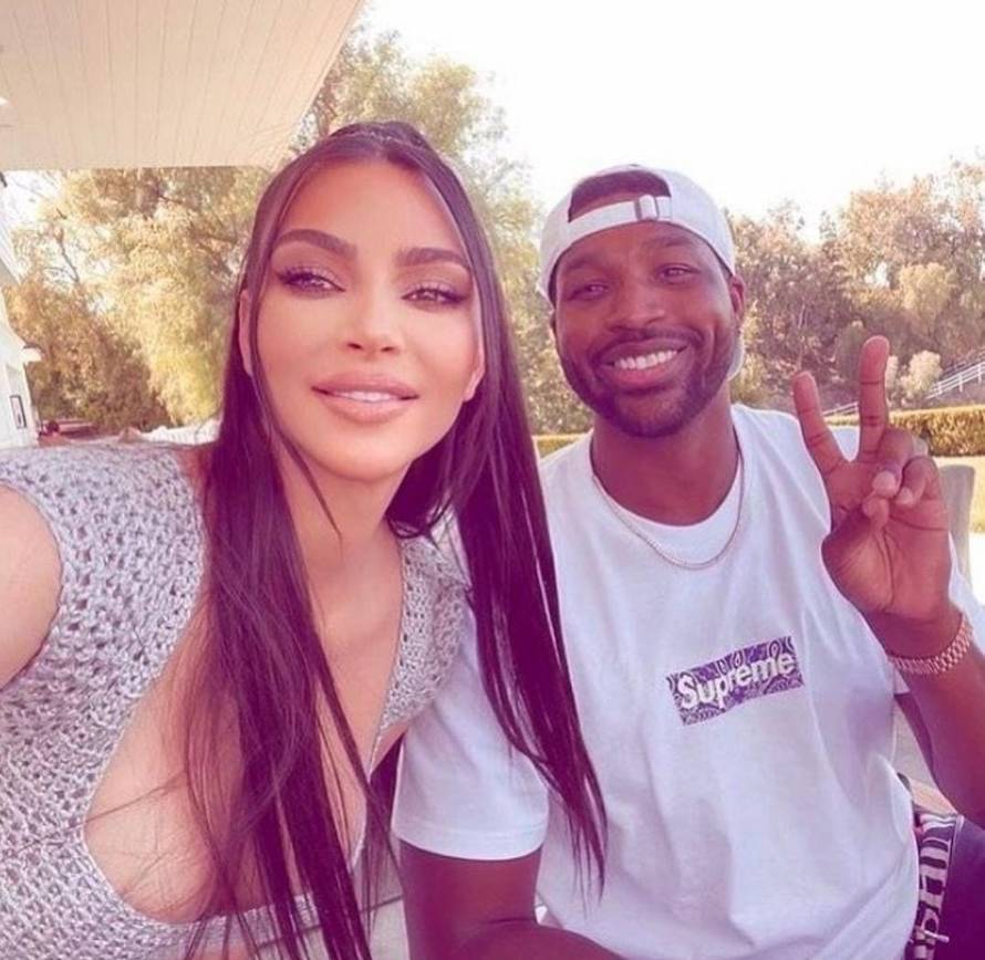 Khloe Kardashian s majkom i sestrom otputovala u Toronto biti podrška nevjernom bivšem